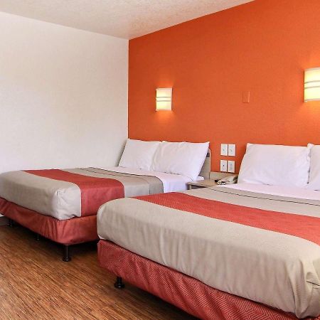 Motel 6-Tacoma, Wa - 파이프 외부 사진