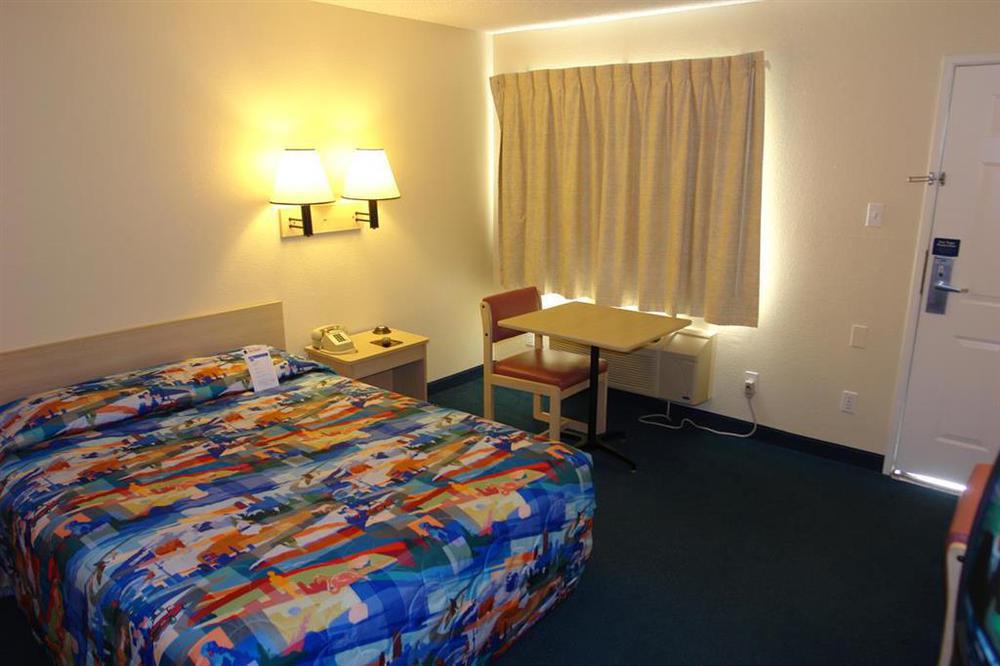 Motel 6-Tacoma, Wa - 파이프 객실 사진