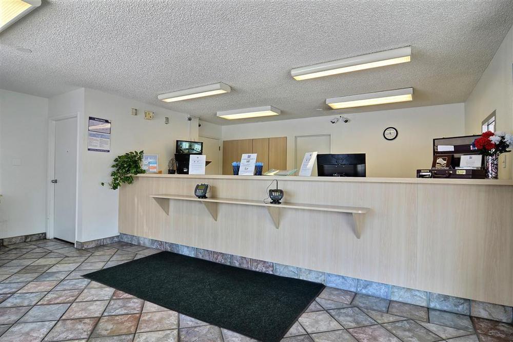 Motel 6-Tacoma, Wa - 파이프 내부 사진
