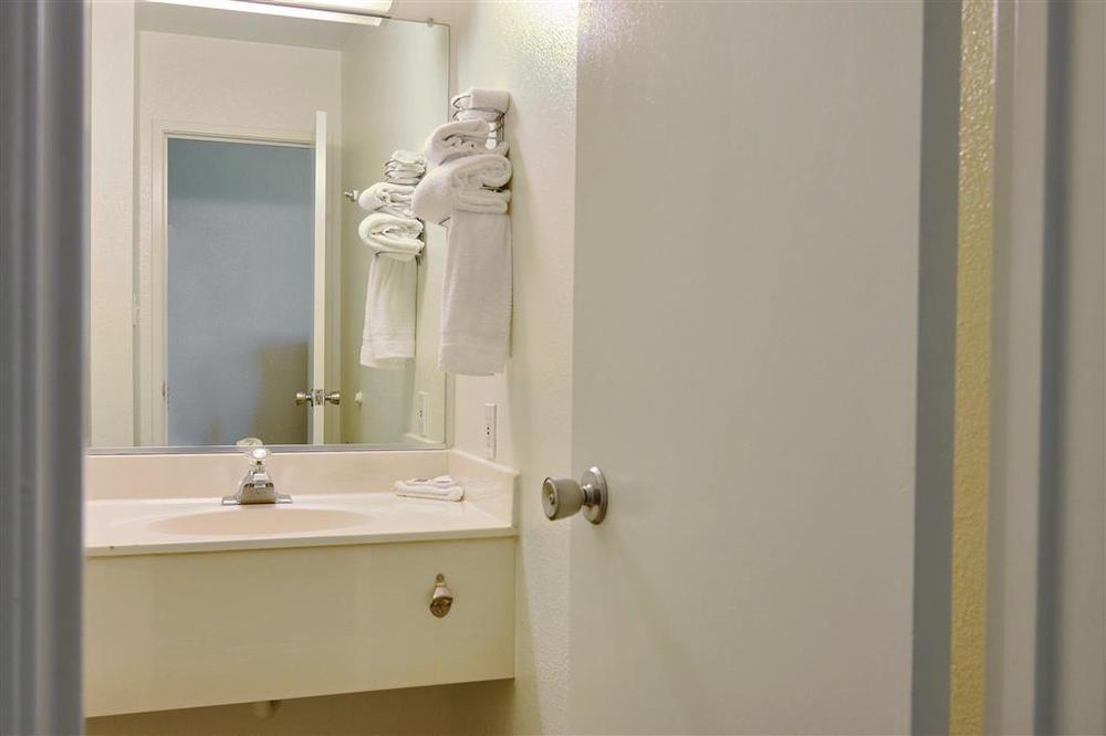 Motel 6-Tacoma, Wa - 파이프 객실 사진
